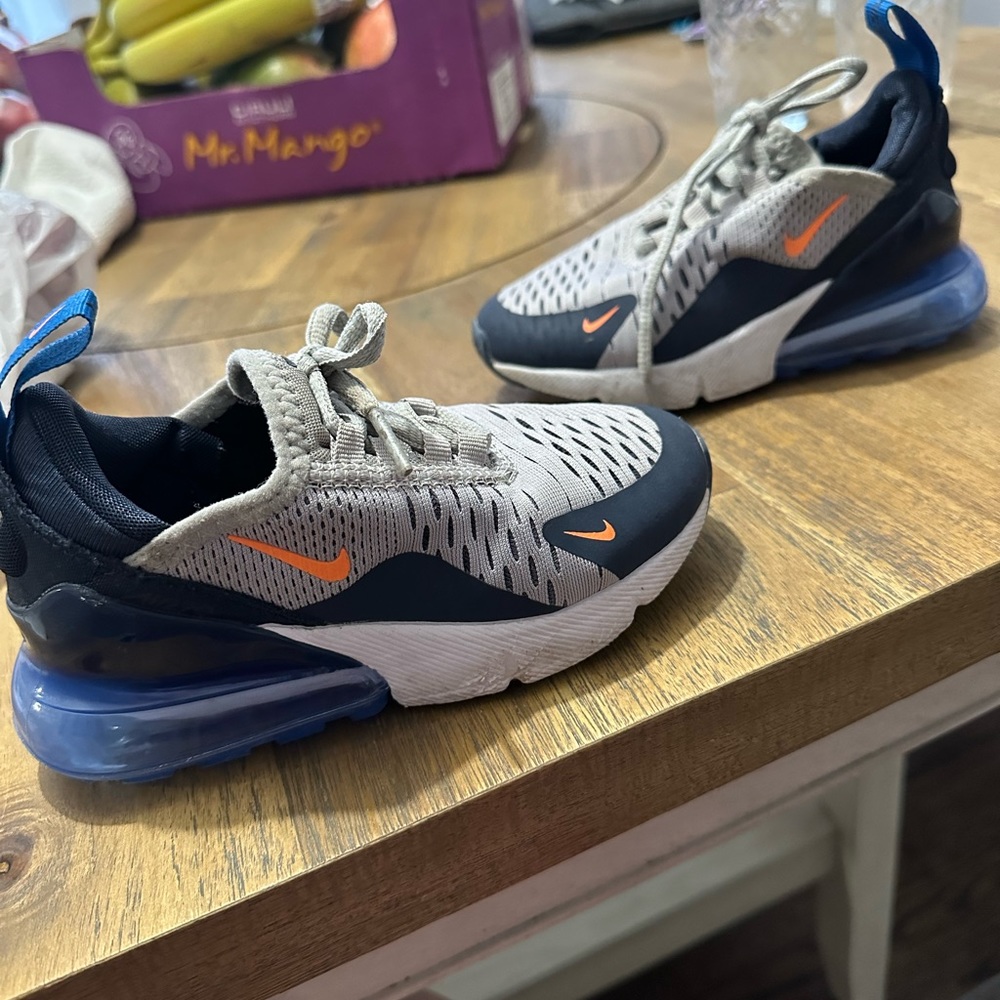 AIR 270